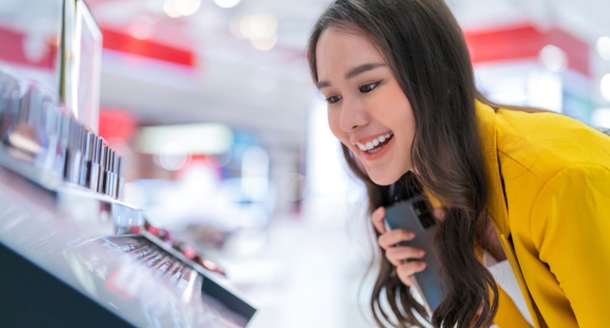 Exploring the Dynamic Shifts in Asia's Cosmetics Industry